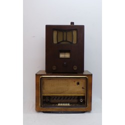 2 postes radios anciens