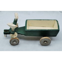 Ancienne remorque en  bois...