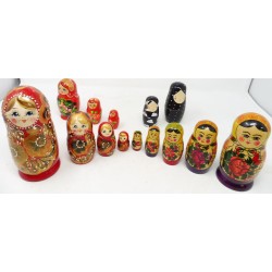 Lot de 5 ensembles de poupées russes - artisanat traditionnel unique!