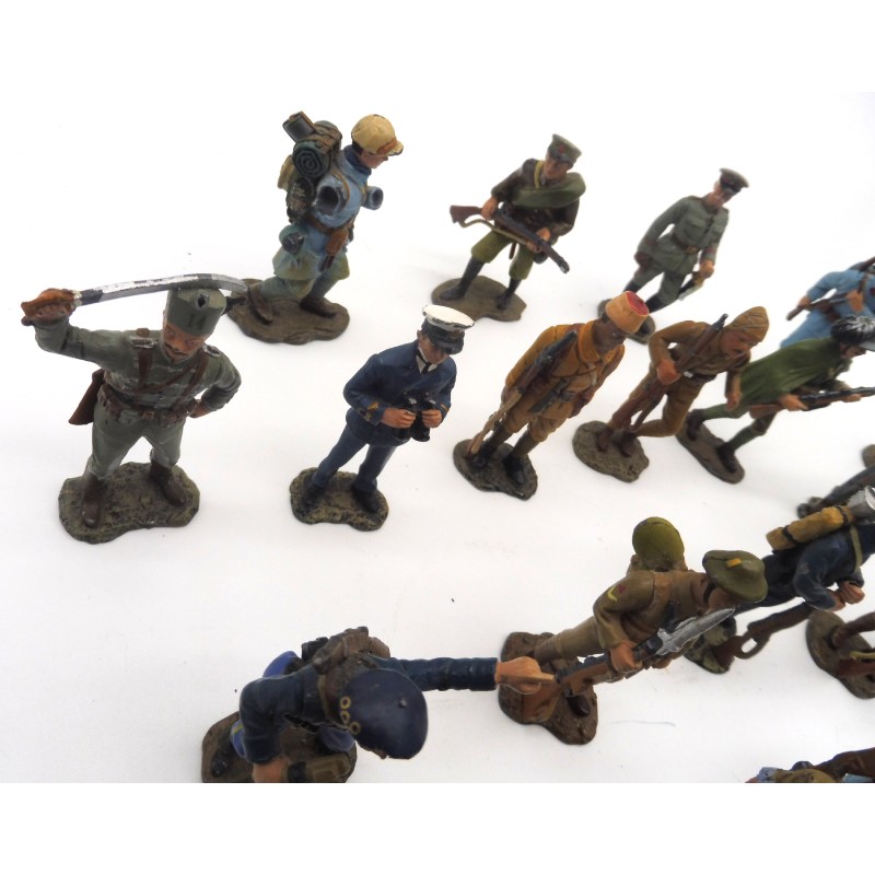 Lot De 7 Chevaliers En Plomb Peints, Hauteur 25 Mm – Occasion, Figurines Historiques